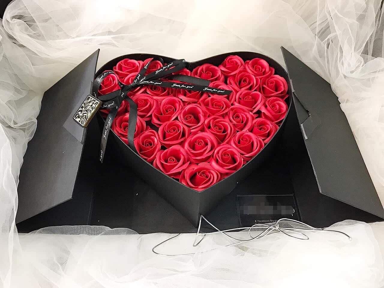 Nên tặng gì trong ngày kỷ niệm 1 năm yêu nhau