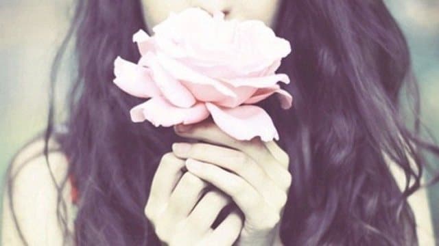Lời nói dối ngọt ngào là Làm handmade tặng bạn gái là cách tạo bất ngờ cho bạn gái khá hay