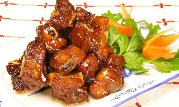 Sườn xào chua ngọt đãi tiệc