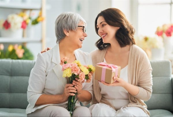 Hoa tươi chưa từ xưa đến nay chưa bao giờ là lựa chọn lỗi thời cả