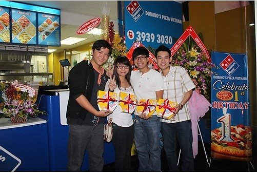 Nhà hàng Domino's Pizza